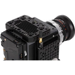 Wooden Camera Short Pass-Through Top Plate For RED DSMC2 -Sachtler shop 1575979248 IMG 1288473 24277.1578513575