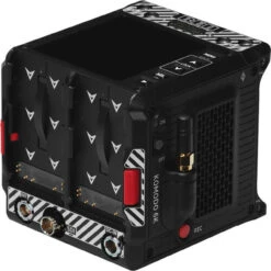 RED DIGITAL CINEMA KOMODO 6K Camera Production Pack -Sachtler shop 1602593255 IMG 1428166 67260.1602614413