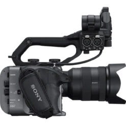 Sony FX6 Digital Cinema Camera Kit With 24-105mm Lens 16 Sony FX6 Digital Cinema Camera Kit With 24-105mm Lens -Sachtler shop 1605606366 IMG 1446550 35493.1605632534