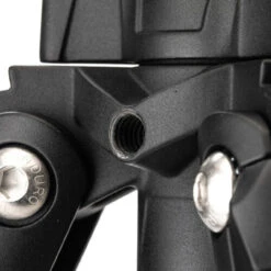 Benro CLT204 2-Series Induro Classic Carbon Fiber Tripod 31 Benro CLT204 2-Series Induro Classic Carbon Fiber Tripod -Sachtler shop 1625130685 IMG 1549479 11211.1625153800